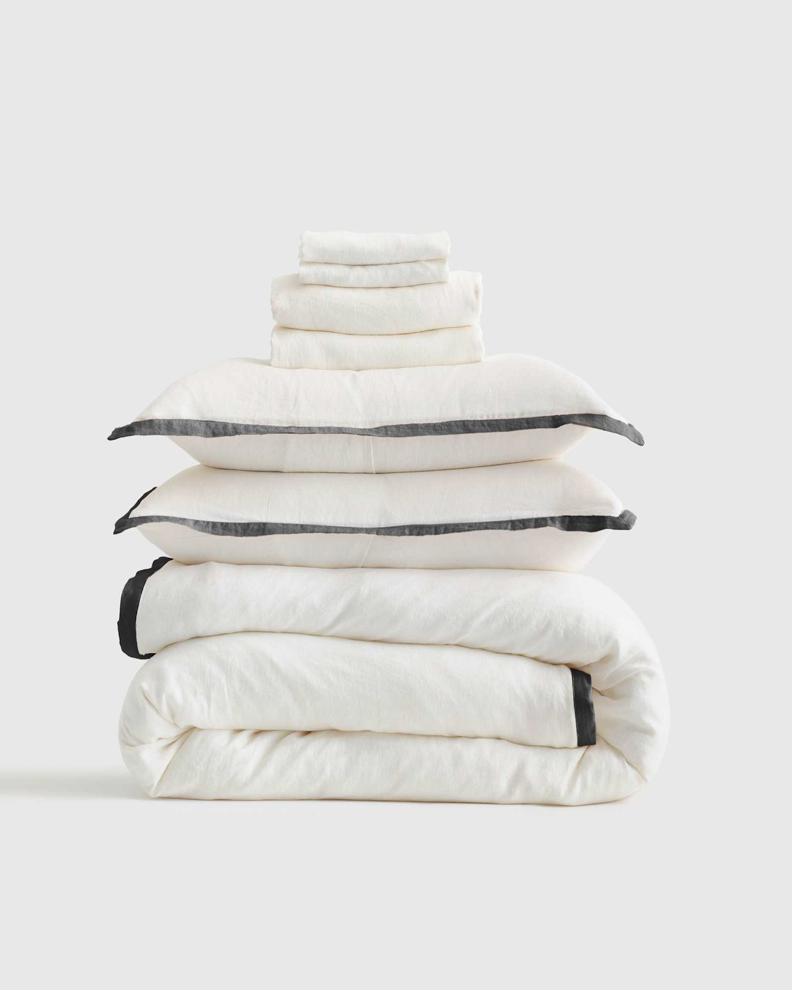 Euro Linen Contrast Flange BLK-Sand 183744