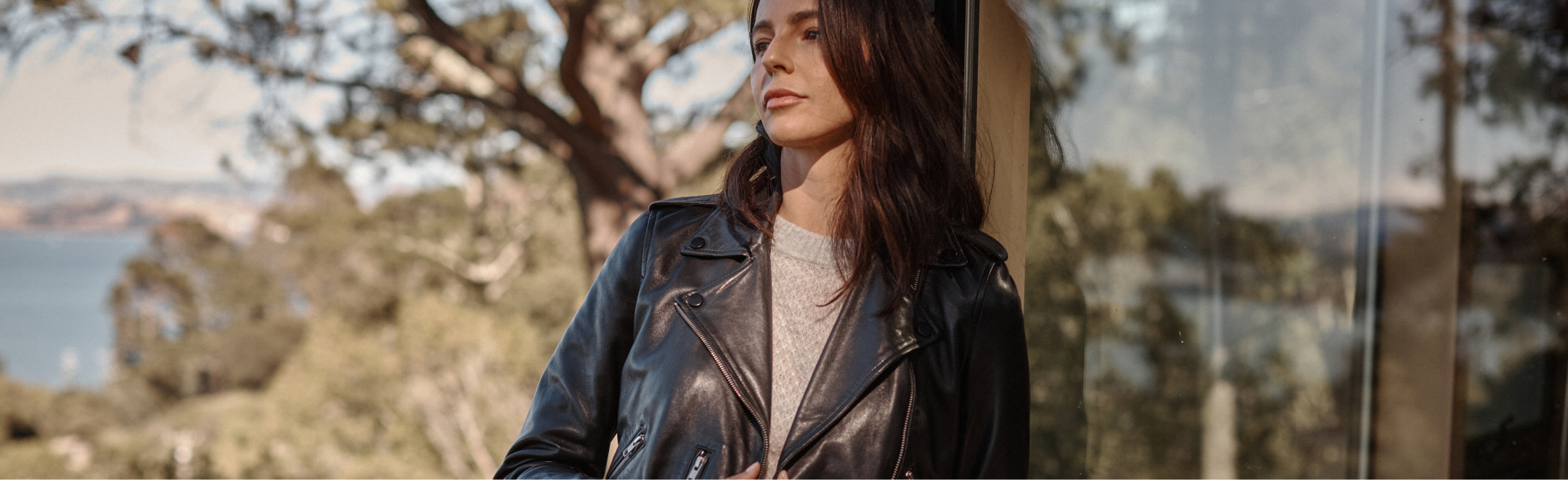 LANDING PAGE || HOW IT WORKS || HERO BANNER || IMAGE || DESKTOP