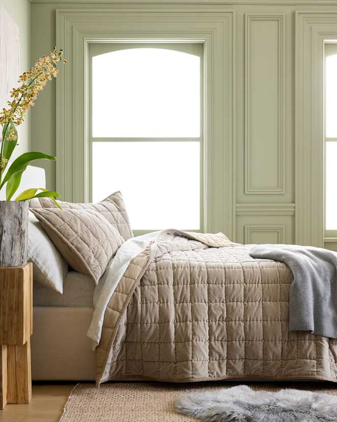 Light Taupe Cotton Velvet Box Quilt