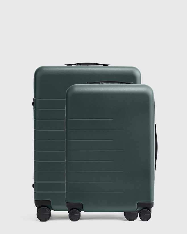 Dark Green Carry-On & Medium Check-In Suitcase Set