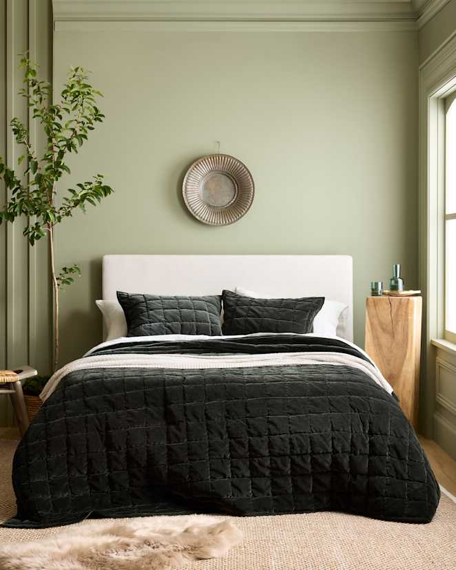 Forest Green Cotton Velvet Quilt Set