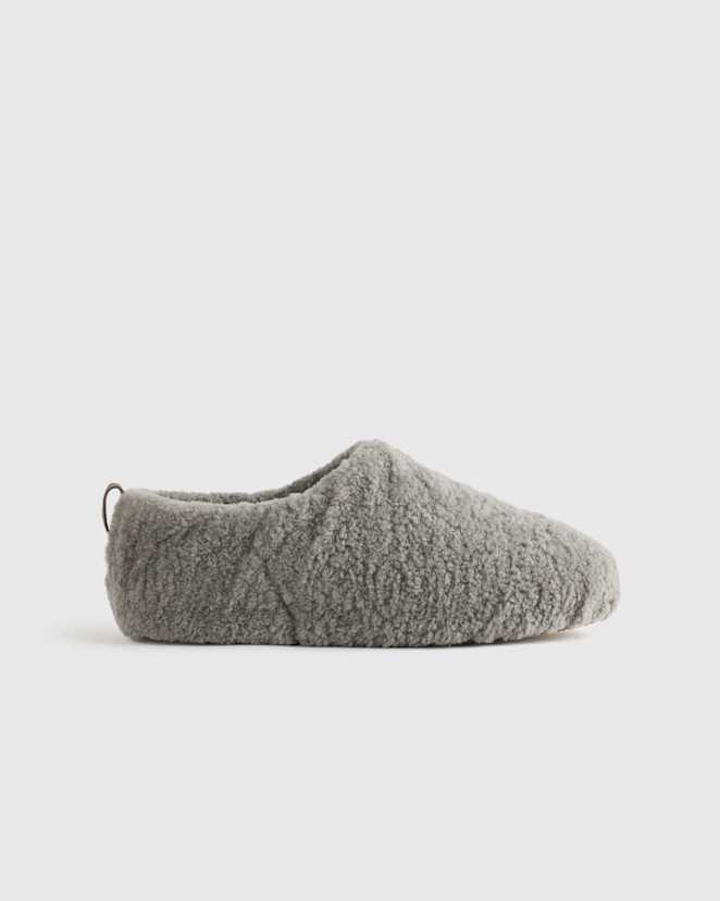 Charcoal Men's Genuine Shearling Lounge Slipper
