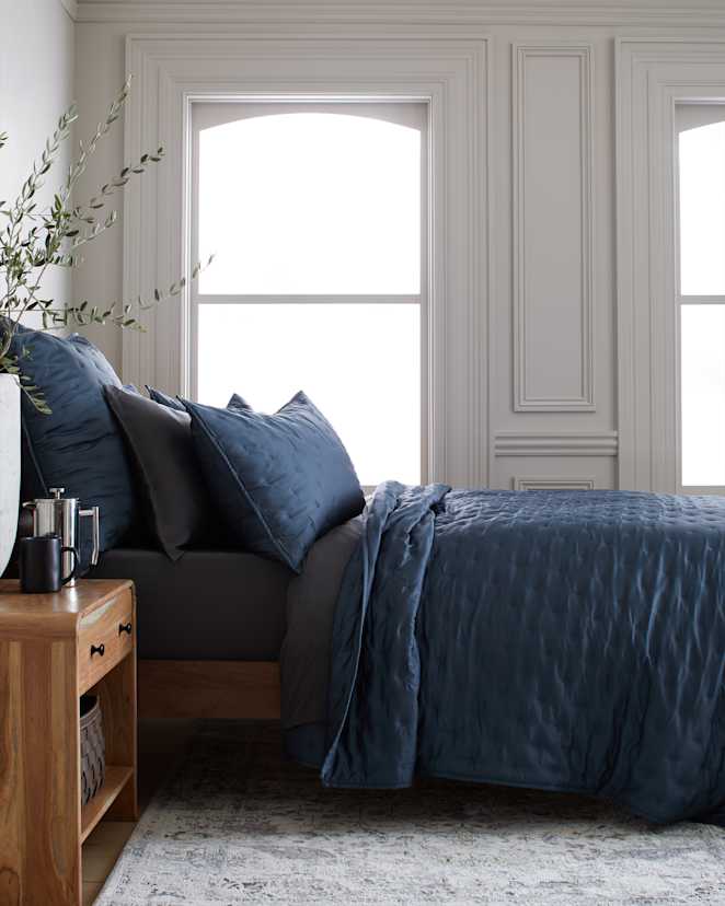 Nightfall Bamboo Dream Quilt