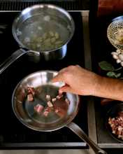 Kitchen On Location 5815.00 00 04 19.Still004