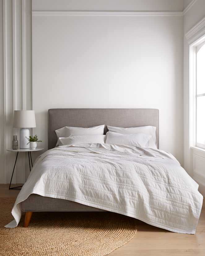 White Organic Cotton Stripe Stitch Quilt Set