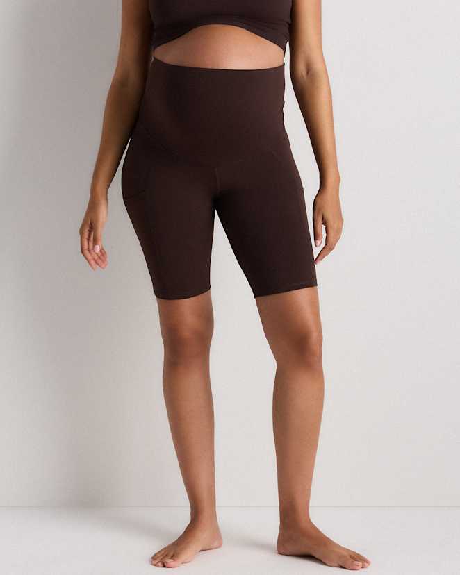 Espresso Ultra-Form Maternity Pocket Bike Short 9"