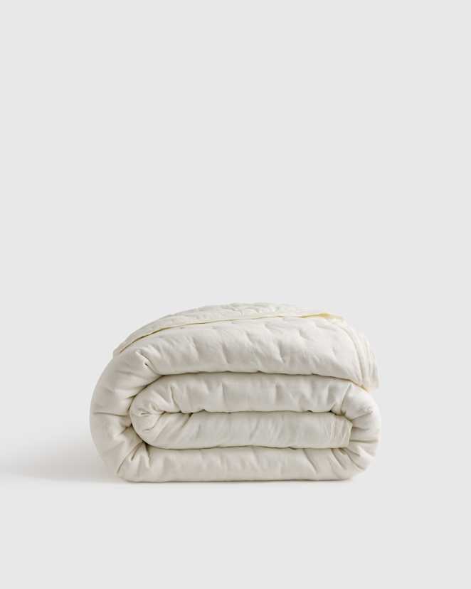 Ivory European Linen Dream Quilt