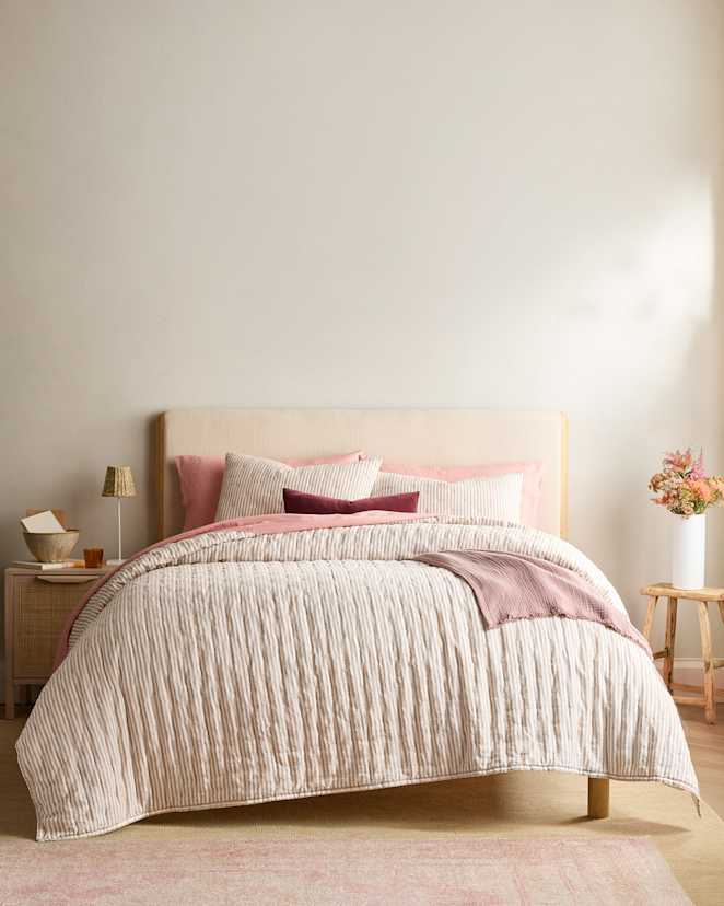 Latte/White Stripe European Linen Patterned Quilt Set