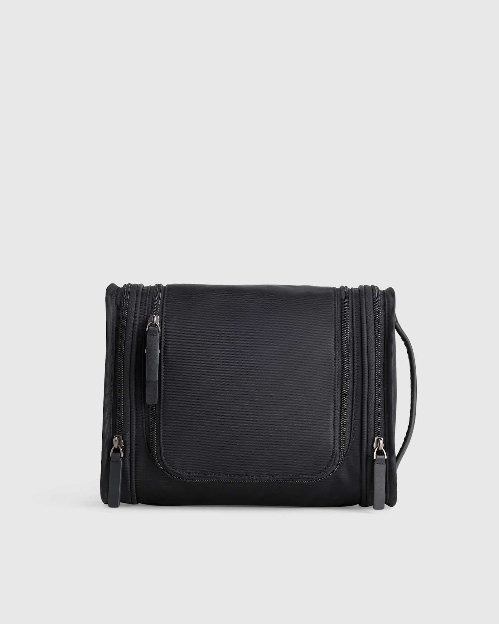 U-OTH-5-BLK Voyage Nylon Hanging Toiletry Case Black 1547 CROPPED