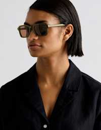 Capri Polarized Acetate Sunglasses.00 00 09 18.Still009