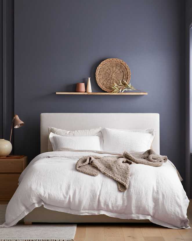 White European Linen Double Flange Deluxe Bedding Bundle