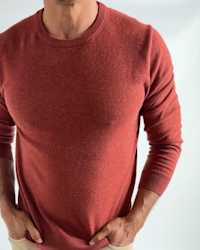Mongolian Cashmere Crewneck Sweater Heather-Burnt-Red IH-MODEL 4x5 Thumbnail