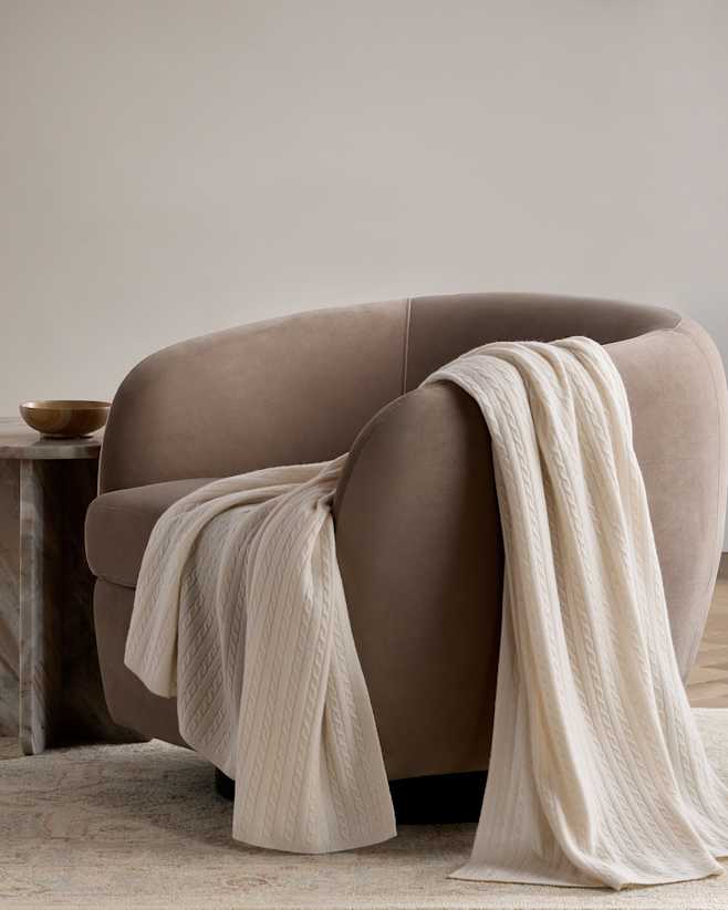 Ivory Cable Knit Cashmere Throw