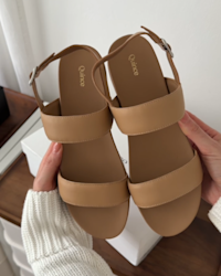 Italian Leather Platform Sandal - PDP Video Thumbnail (Cashew, 4x5)