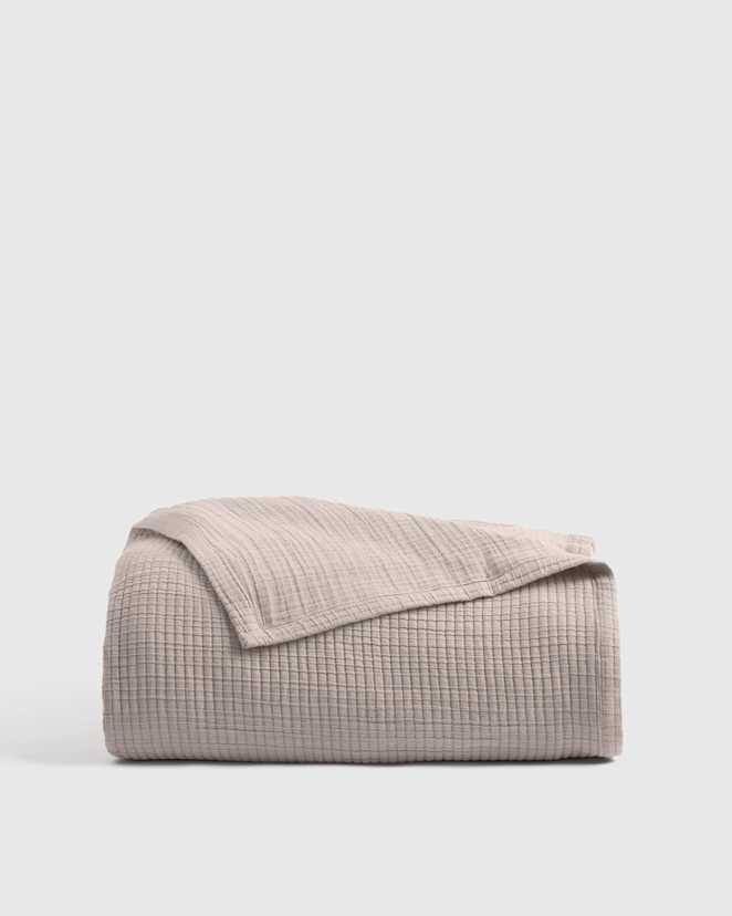 Sand Organic Ribbed Cotton Coverlet