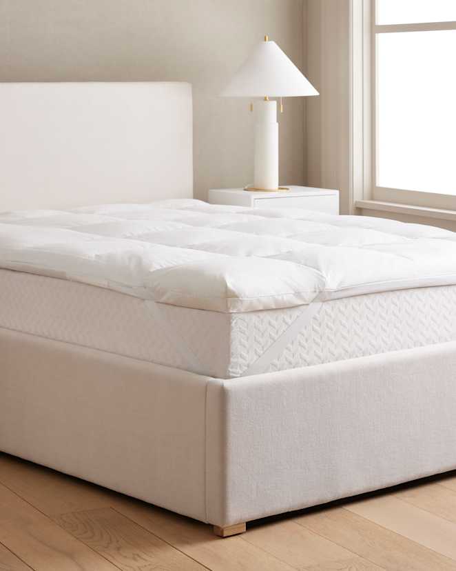 White Premium Down Featherbed Mattress Topper