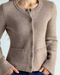 THUMB Mongolian Cashmere Structured Cardigan Oatmeal 1.30 IH Shoot 4x5.00 00 00 00.Still001