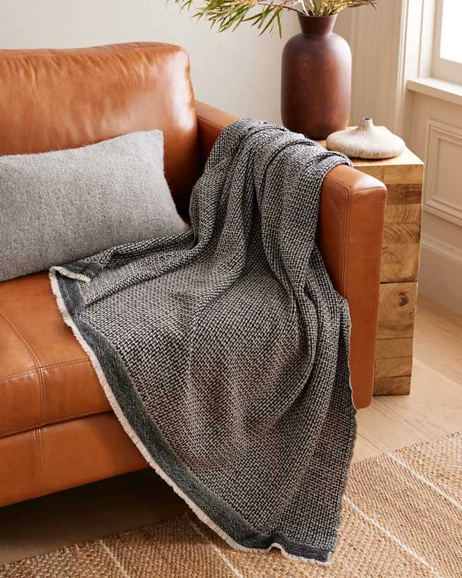 Black Lightweight Cashmere Wool Patterned Throw