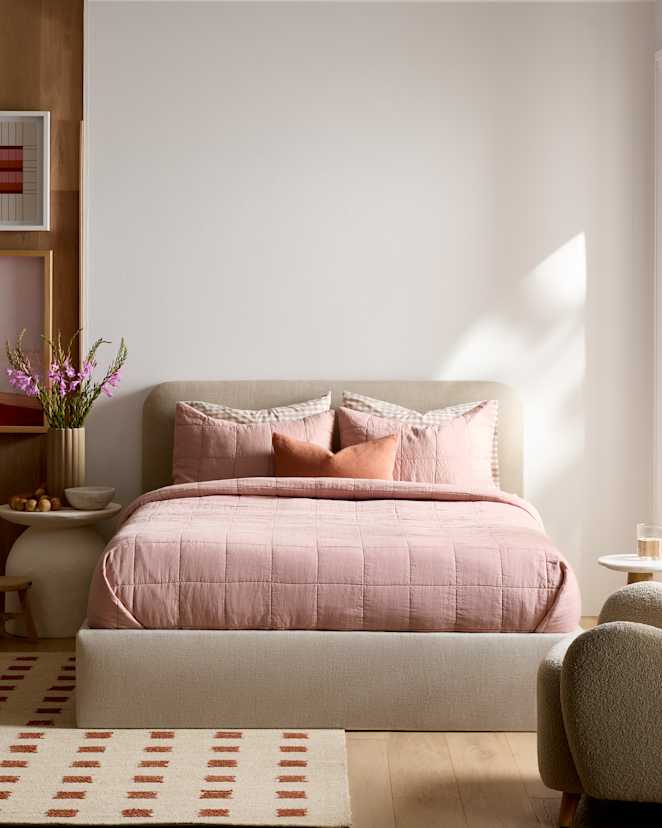 Dusty Mauve Lightweight European Linen Box Quilt Set