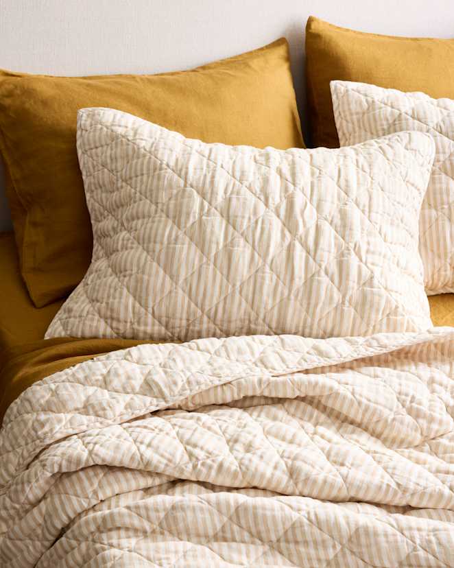 U Bedd 343 Nat 0122 Natural/White Stripe European Linen Stripe Quilted Sham Set