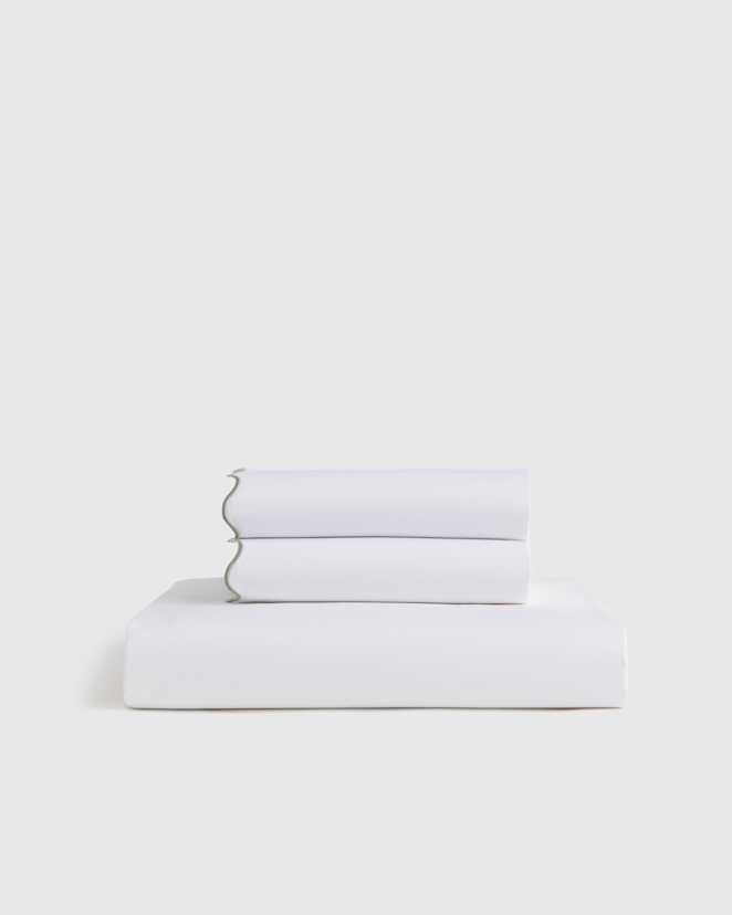 White/Dried Sage Organic Crisp Percale Scallop Fitted Sheet Set