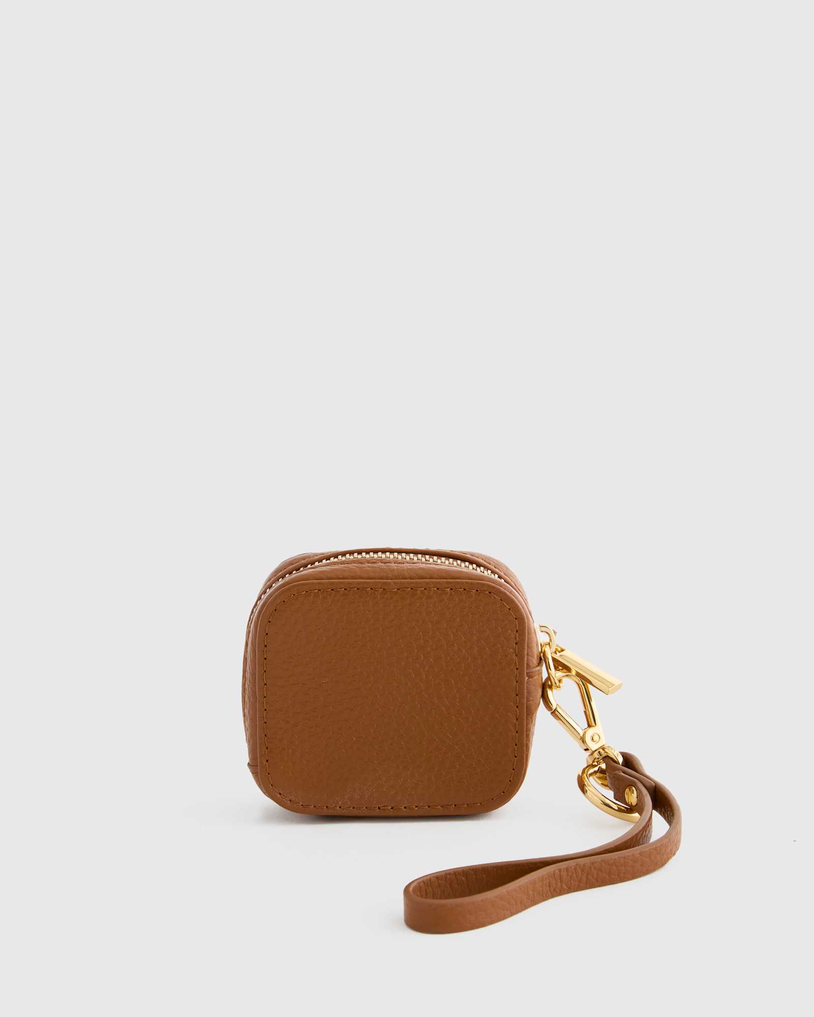 W-BAG-136-CGN 088 EDITED