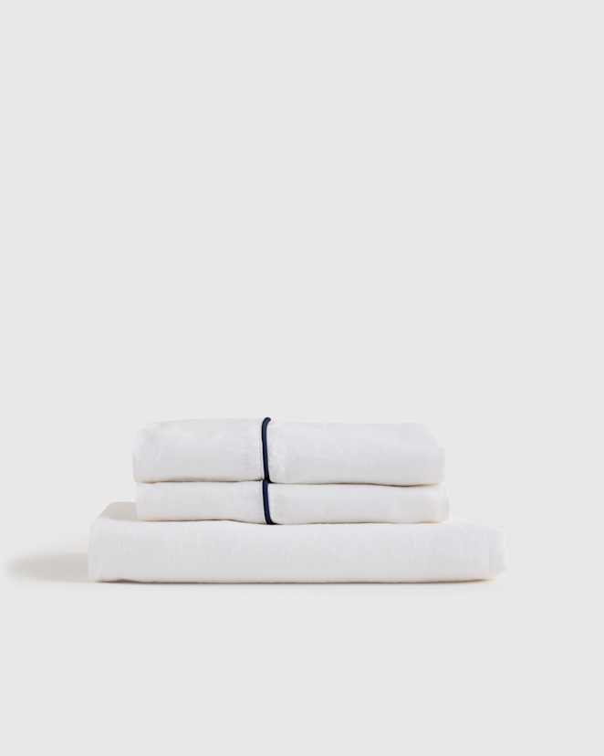White/Navy European Linen Piped Fitted Sheet Set