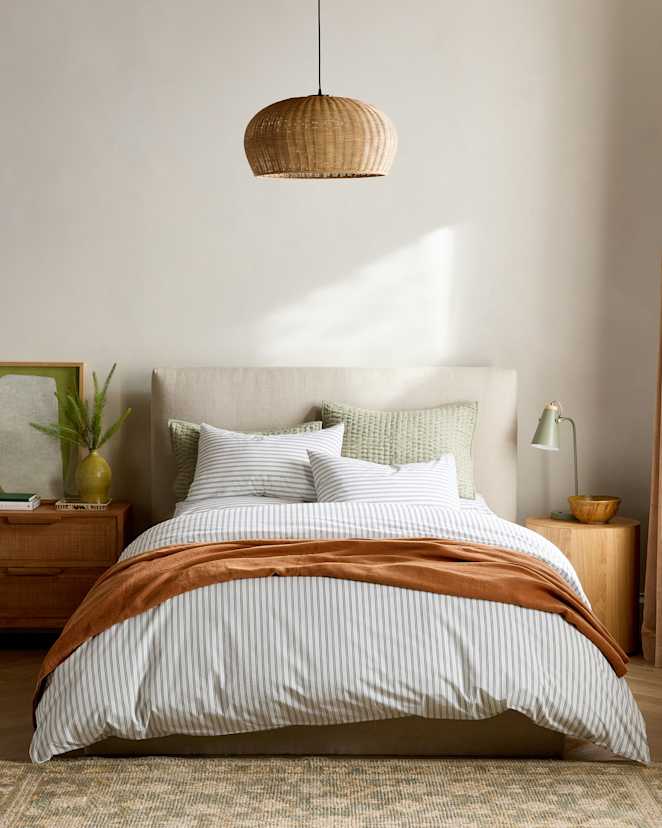 White/Pine Classic Organic Percale Double Stripe Deluxe Bedding Bundle