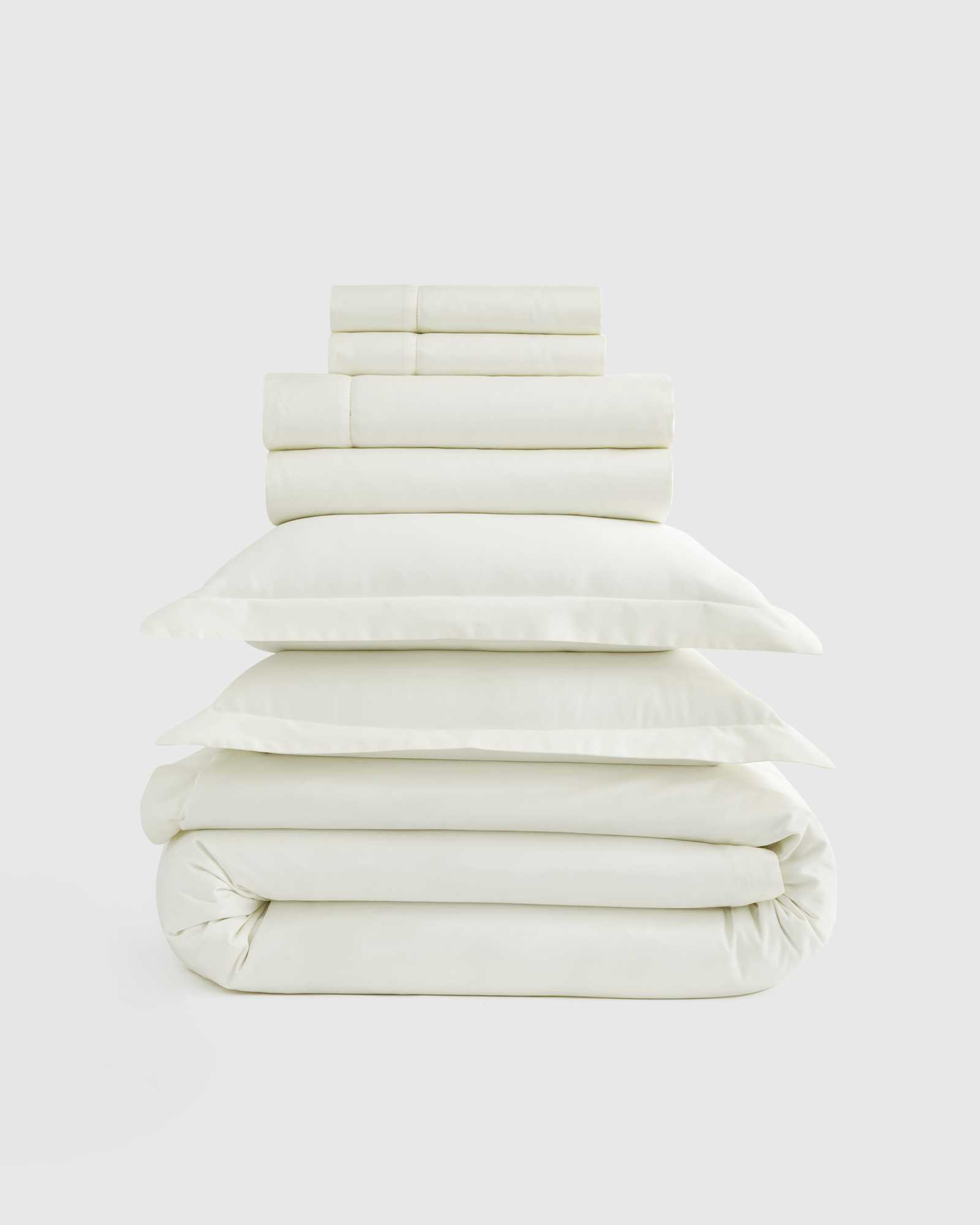 ivory Signature Giza Cotton Sateen Deluxe Bedding Bundle