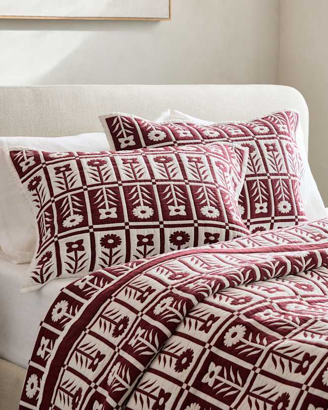 U-BEDD-28167 EDITED Burgundy Organic Cotton Jacquard Floral Sham Set