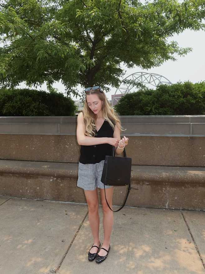 Black Mongolian Cashmere Fisherman Sweater Vest