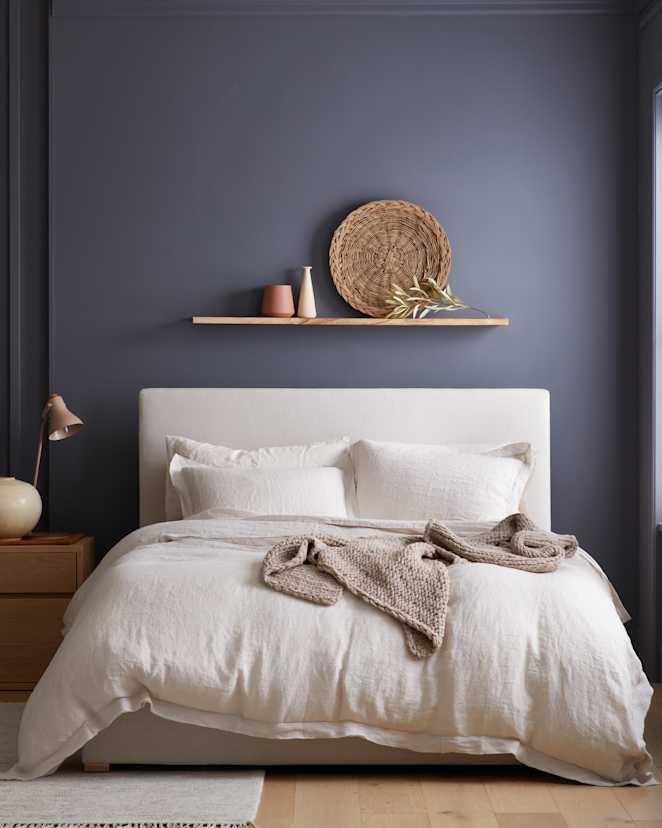 Sand European Linen Double Flange Deluxe Bedding Bundle