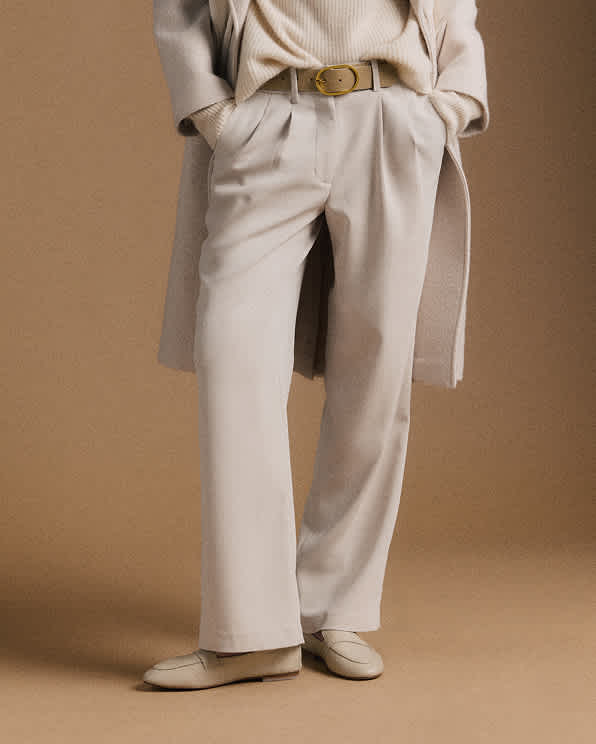 Sand Stretch Crepe Pleated Wide Leg Pants