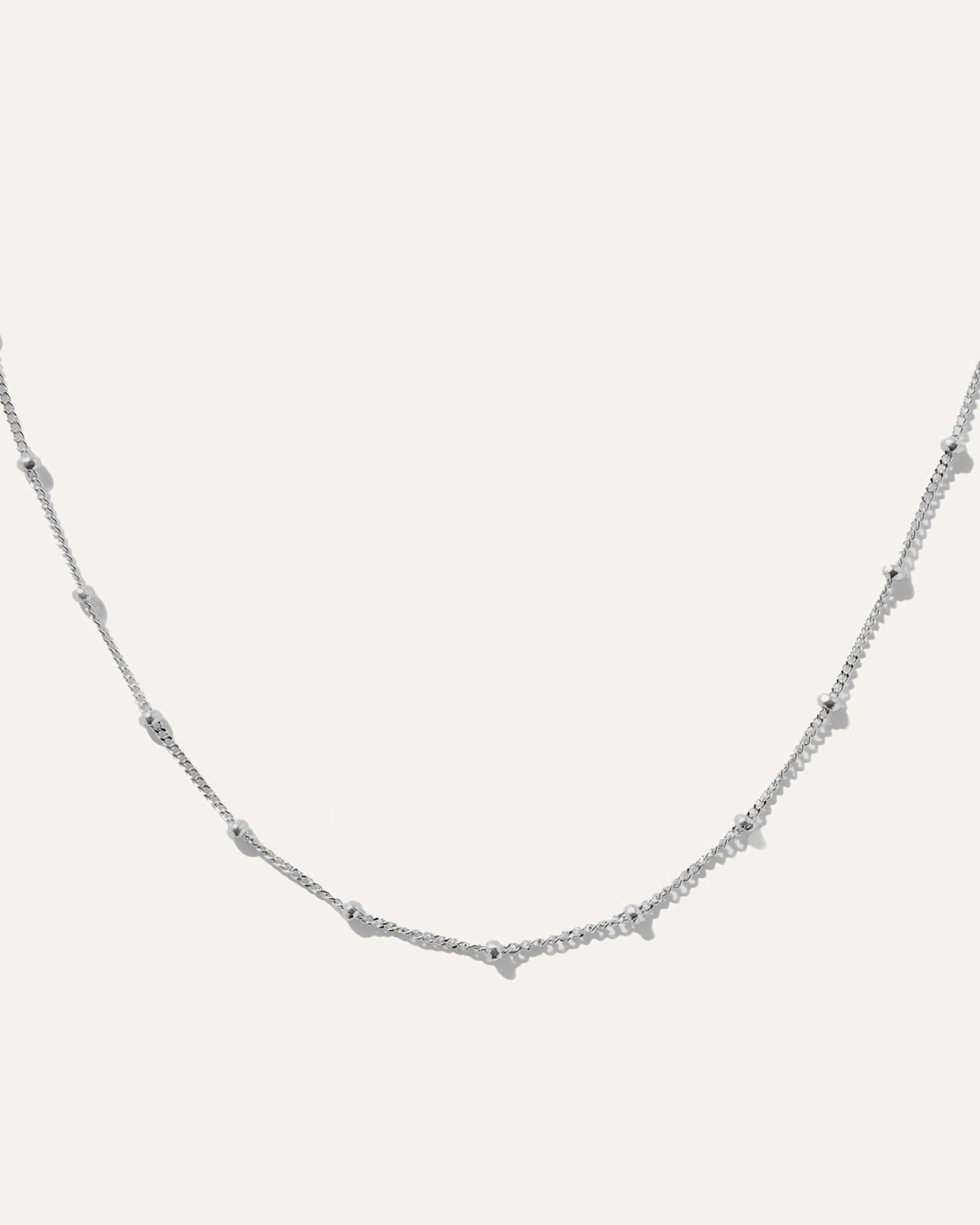 14K WG Gold Ridge Band white-gold 14k Gold Station Bead Choker