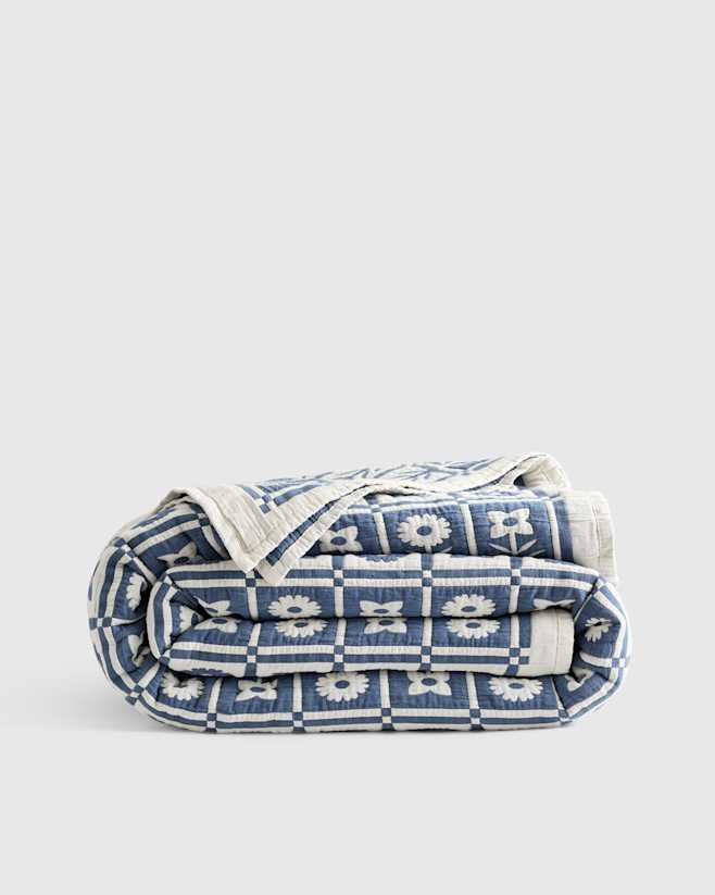 Glacier Blue Organic Cotton Jacquard Floral Coverlet