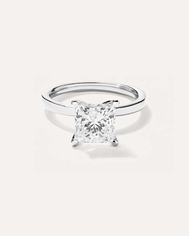 White Gold Bague de fiançailles à diamant de laboratoire taille princesse avec intérieur confort – 2,5 carats
