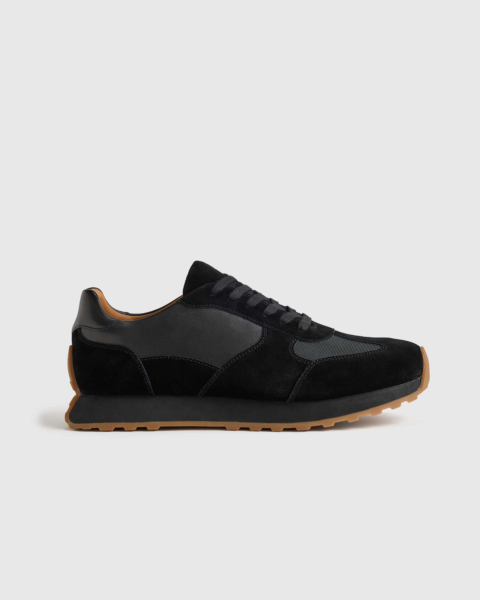 Black Baskets rétro en cuir et suède italiens