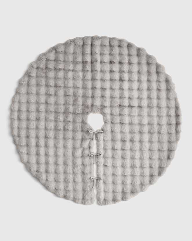 Glacier Faux Fur Tree Skirt