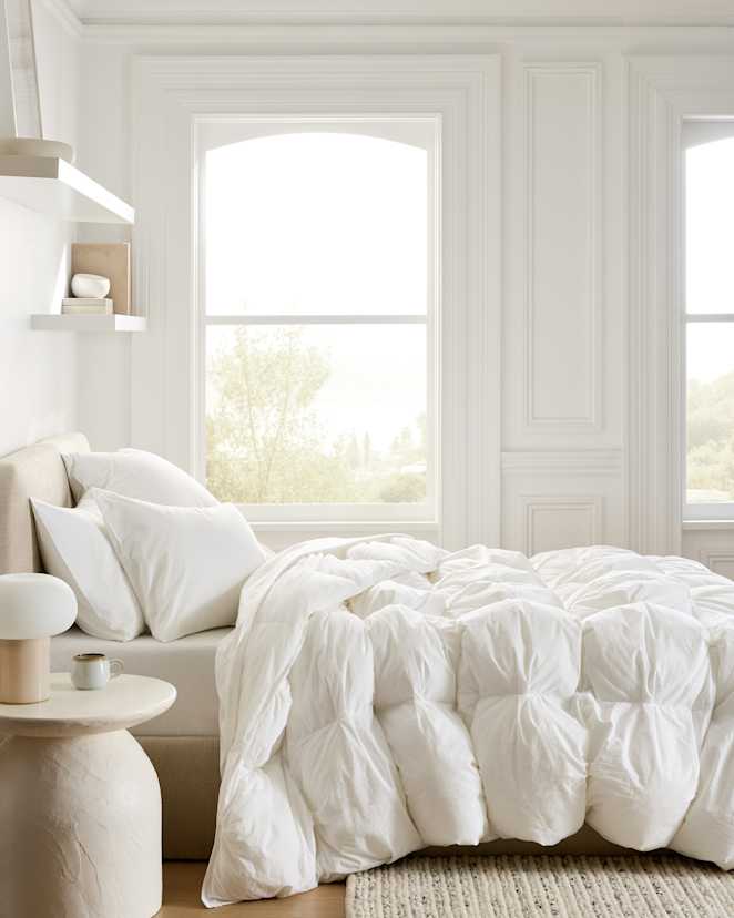 White Cotton Pintuck Comforter