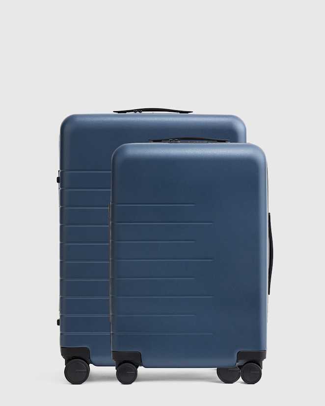 Navy Carry-On & Medium Check-In Suitcase Set
