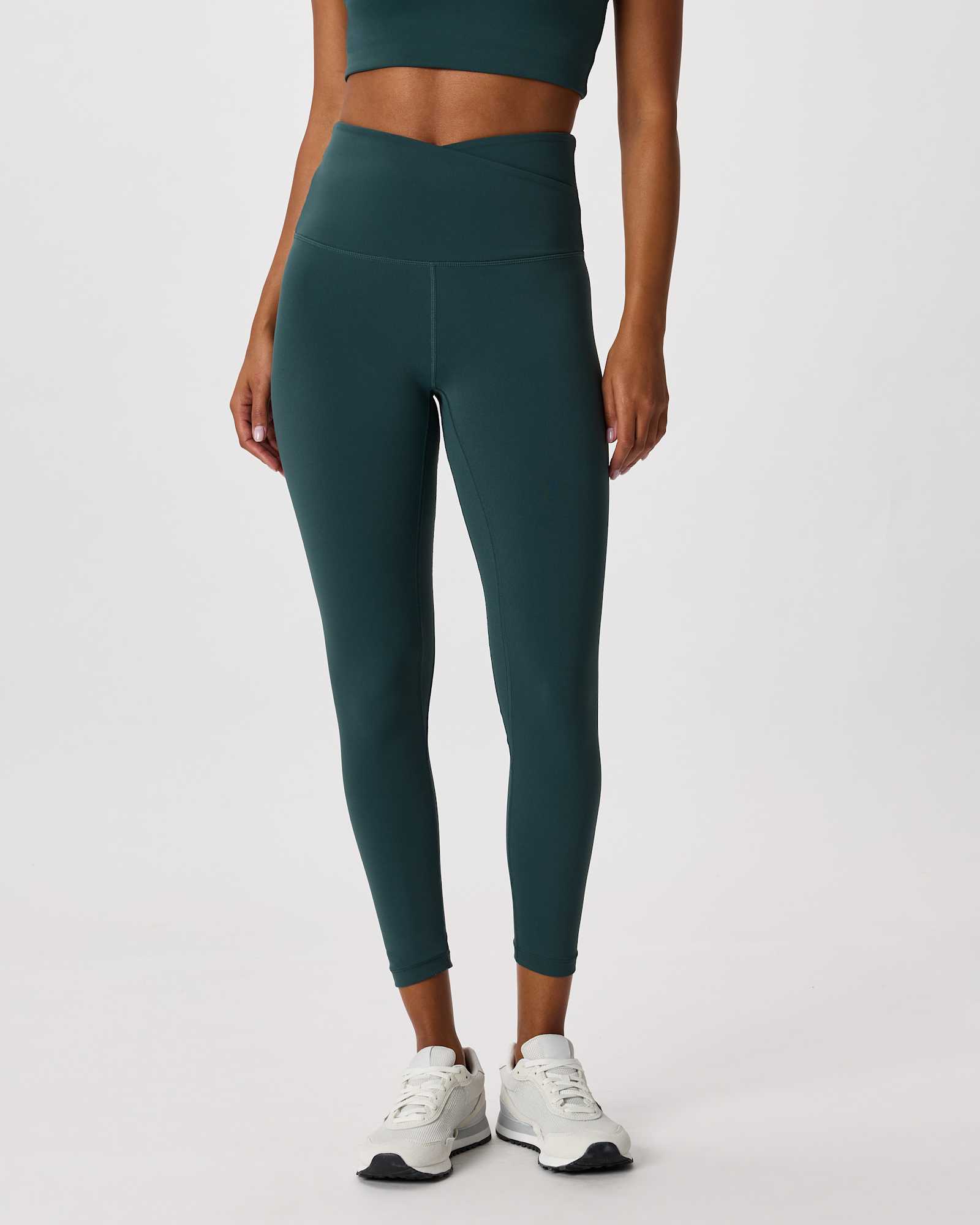 forest-green Ultra-Form High-Rise Crossover Legging