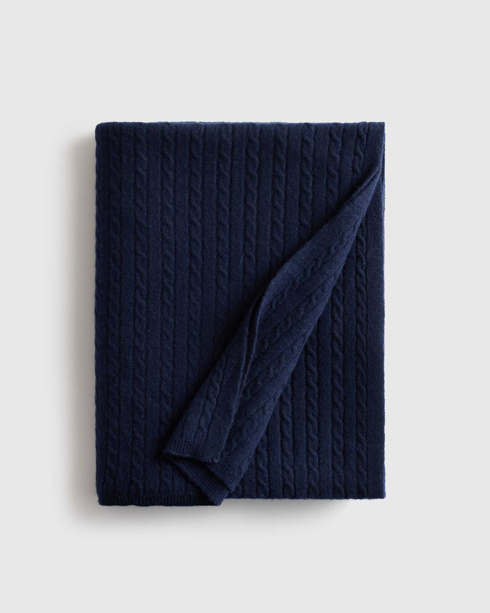 Cable Knit Cashmere Throw True Navy070 EDITED