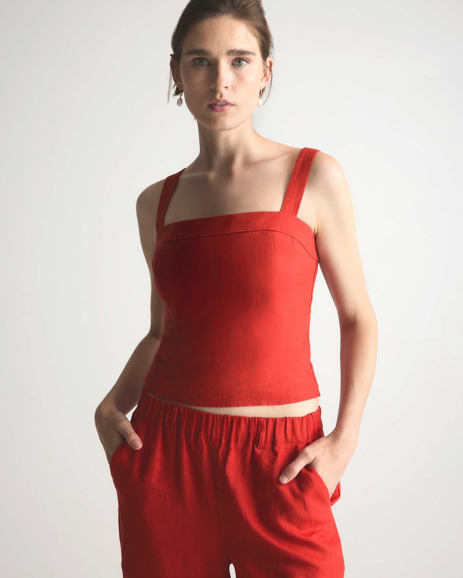 Chile 100% European Linen Fitted Tank