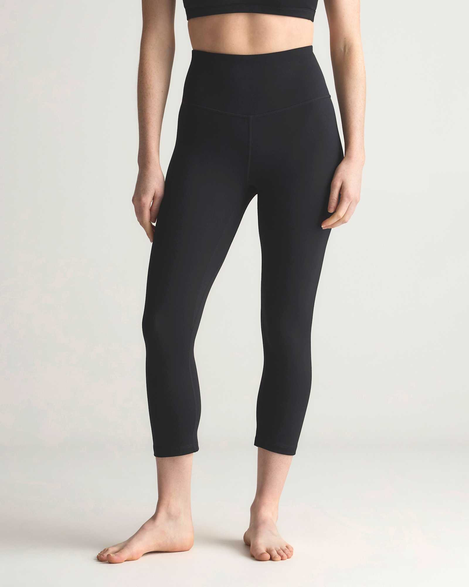 Black Ultra-Form High-Rise Capri