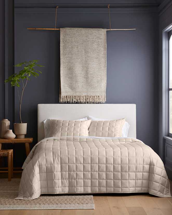 Sand Bamboo Box Quilt Set