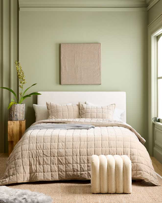 Light Taupe Cotton Velvet Quilt Set