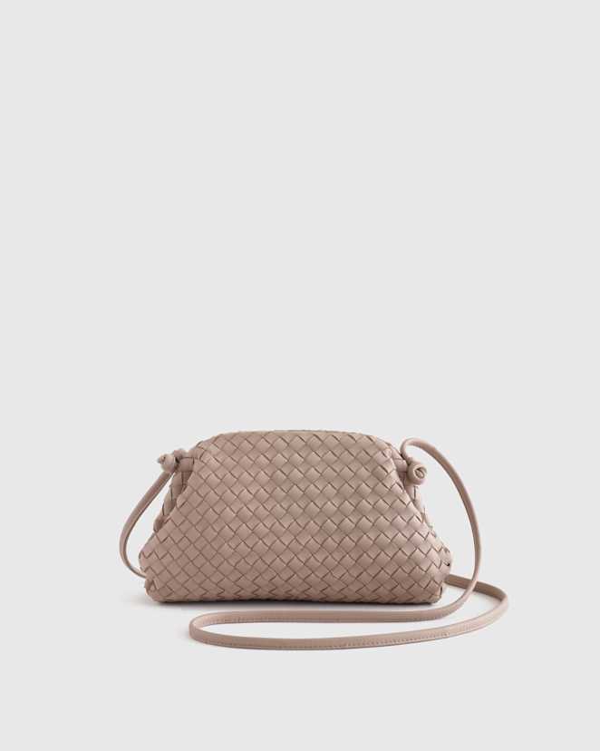 Taupe Pochette en cuir italien tissé à la main à bandoulière