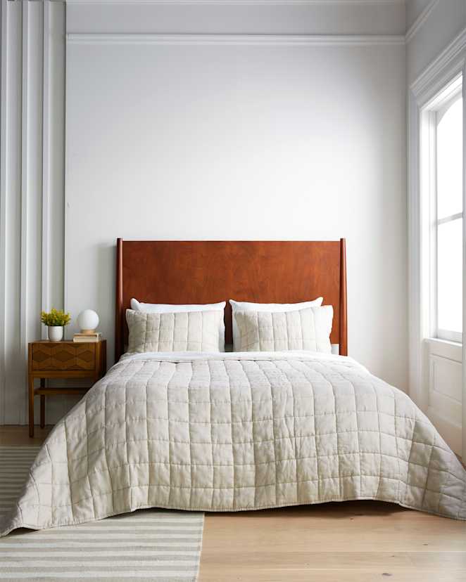 Ivory European Linen Box Quilt Set