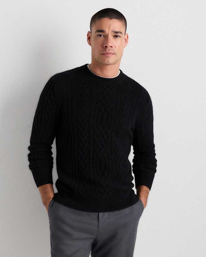 Black Pull en tricot torsadé de cachemire de Mongolie à col rond