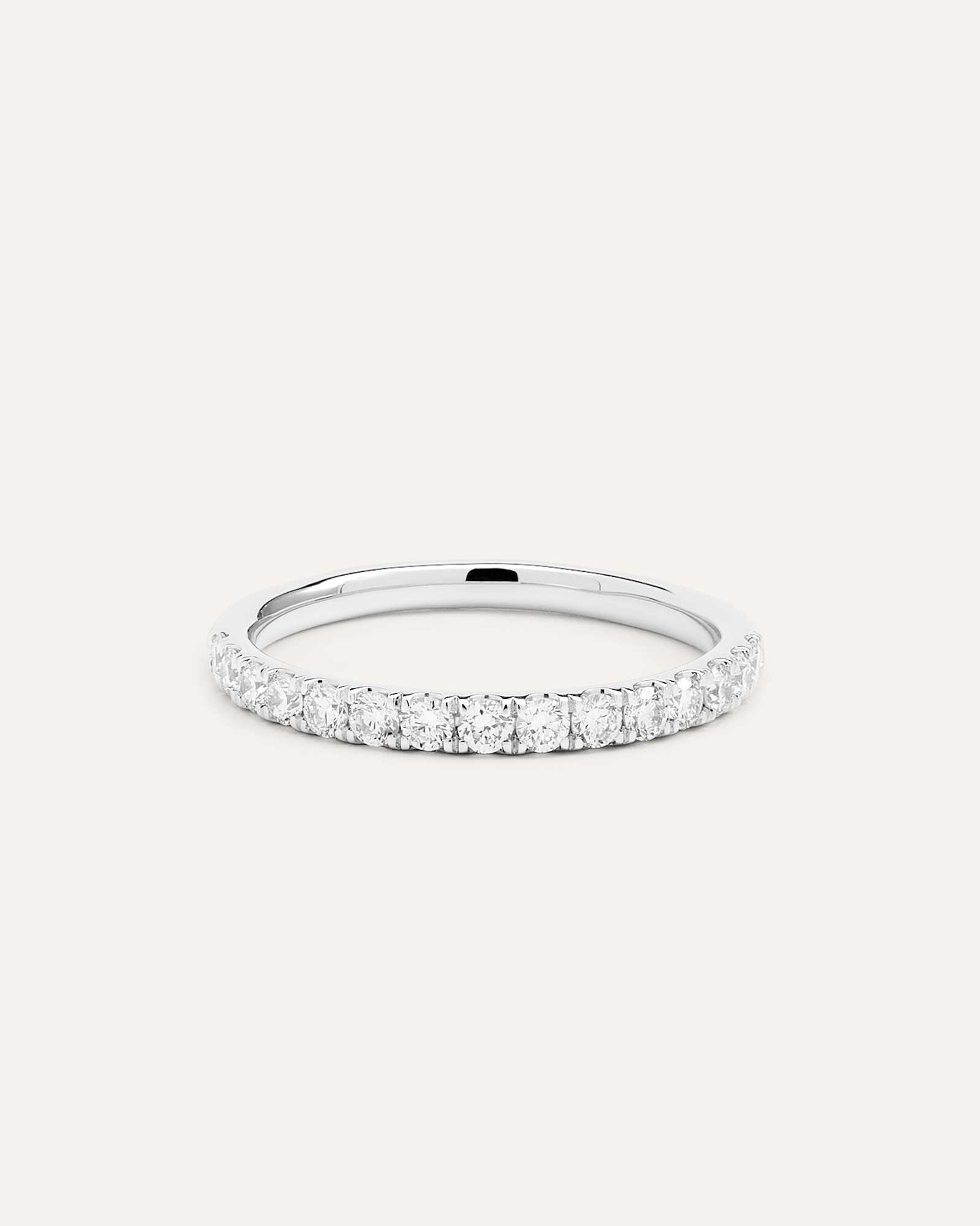 White Gold Bague à pavé de diamants de laboratoire